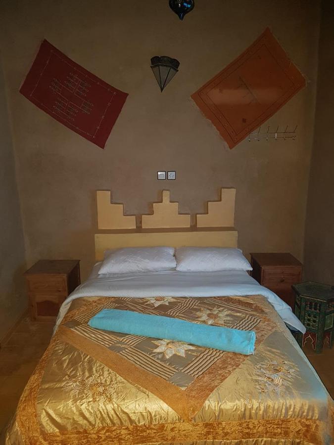 Family Moroccan House 梅尔祖卡 外观 照片
