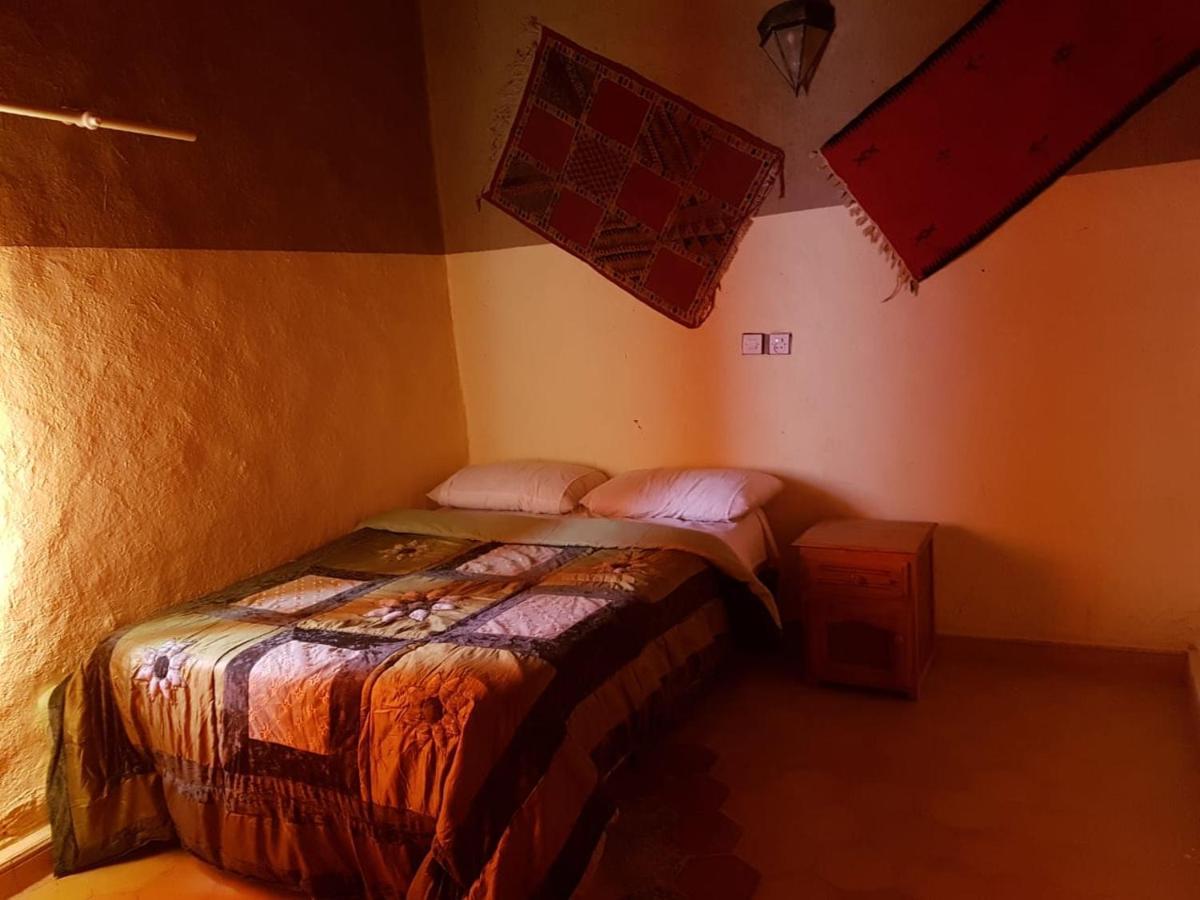 Family Moroccan House 梅尔祖卡 外观 照片