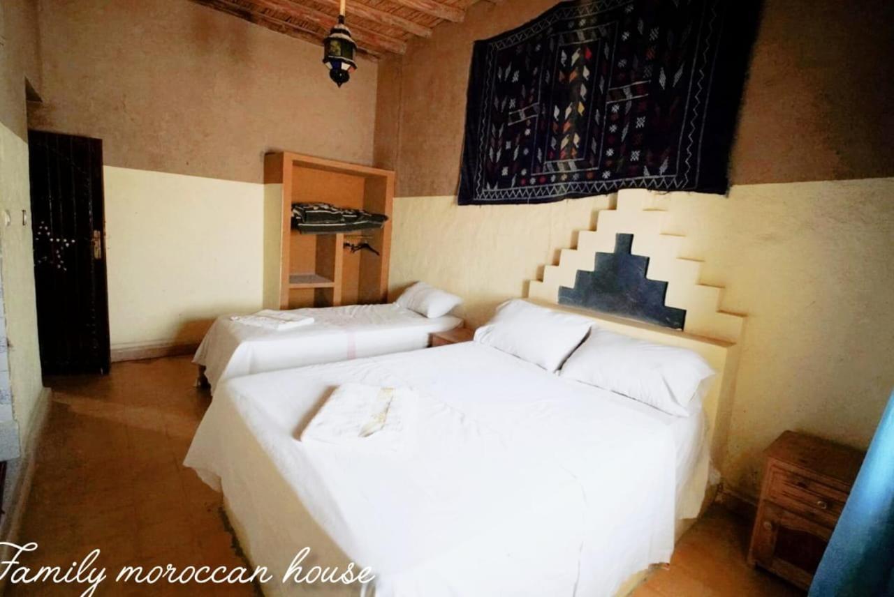Family Moroccan House 梅尔祖卡 外观 照片
