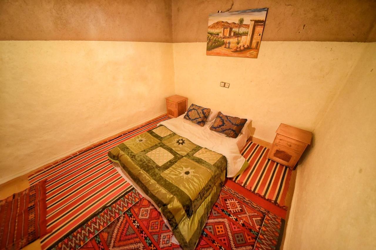 Family Moroccan House 梅尔祖卡 外观 照片