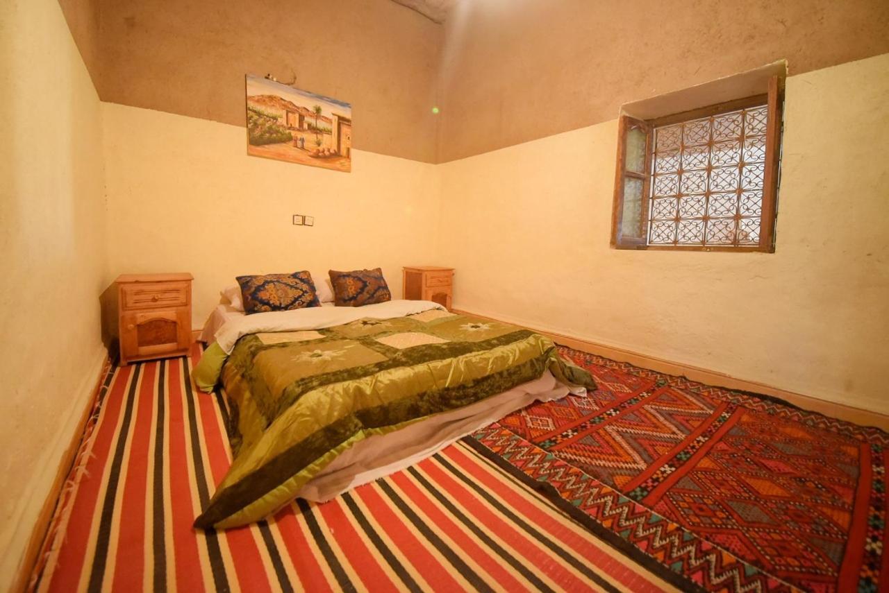 Family Moroccan House 梅尔祖卡 外观 照片