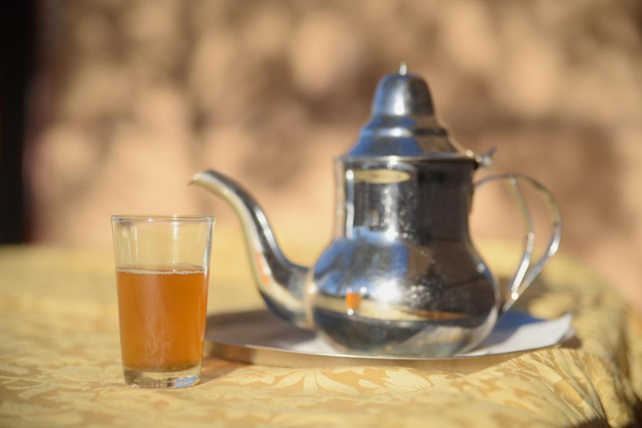 Family Moroccan House 梅尔祖卡 外观 照片